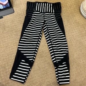 Ivviva (by Lululemon) Cropped Leggings